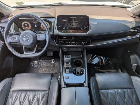 Used 2021 Nissan Rogue Platinum FWD image 17