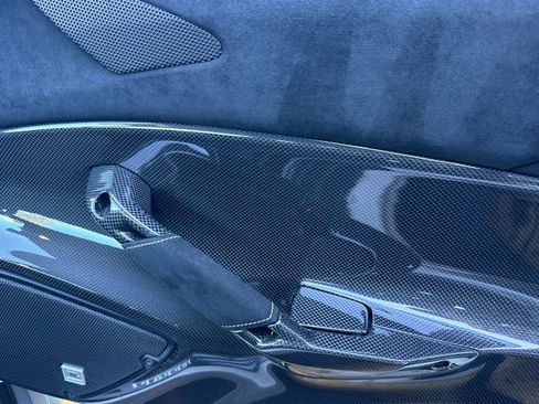 Used 2020 Ferrari 488 Pista Coupe RWD image 18
