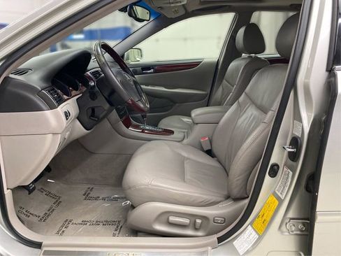 Used 2003 Lexus ES 330 FWD image 10