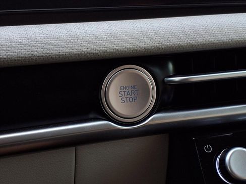 Used 2025 Hyundai Tucson SEL image 23