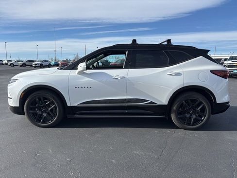 Used 2023 Chevrolet Blazer RS w/ Driver Confidence II Package image 5