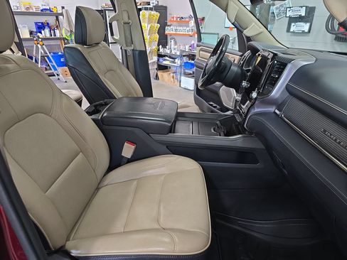 Used 2021 RAM 1500 Limited AWD/4WD image 10