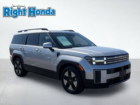 Used 2025 Hyundai Santa Fe SEL AWD/4WD image 10