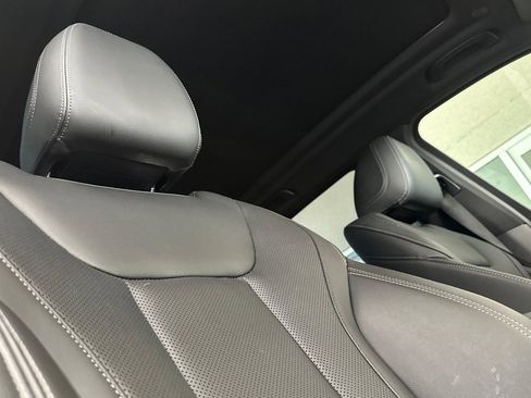 Used 2023 BMW X3 xDrive30i w/ M Sport Package AWD/4WD image 17