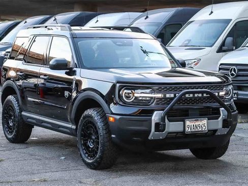 Used 2025 Ford Bronco Sport Big Bend image 3