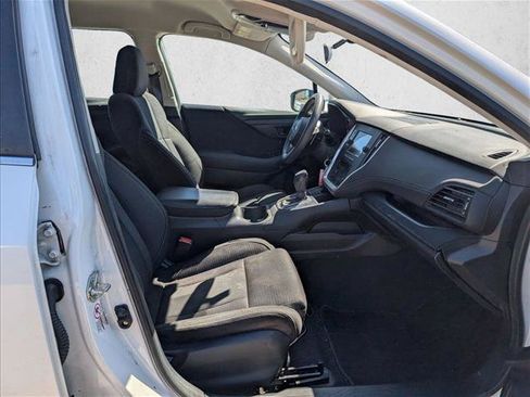 Used 2020 Subaru Outback AWD/4WD image 17