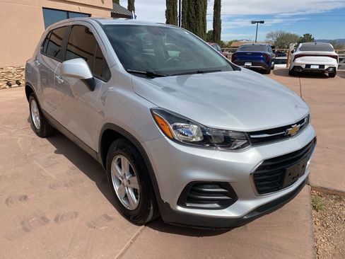 Used 2020 Chevrolet Trax LS image 10