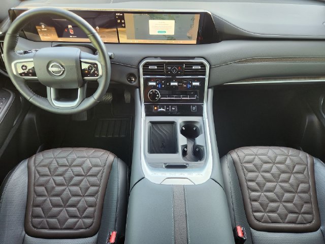 Used 2025 Nissan Armada Platinum RWD image 25