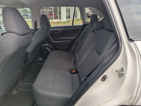 Used 2020 Toyota RAV4 LE w/ All Weather Liner Package AWD/4WD image 16