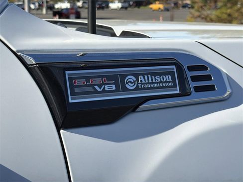 Used 2025 GMC Sierra 2500 Pro image 26