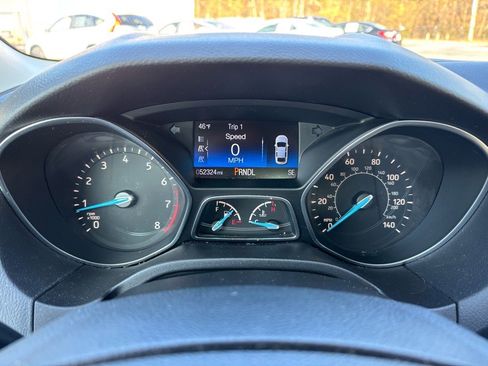 Used 2015 Ford Focus SE w/ Reverse Sensing Package image 14