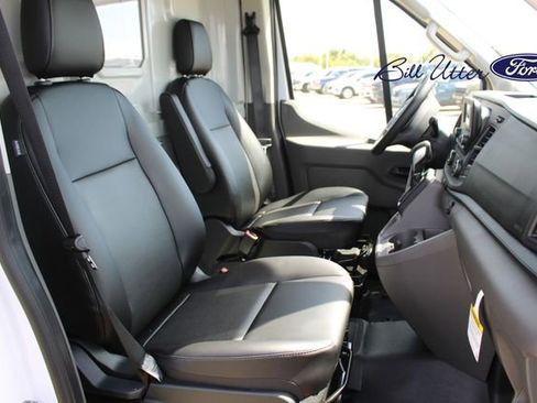 New 2025 Ford Transit 250 Base image 7