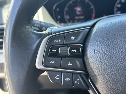 Used 2019 Honda Accord Touring image 27