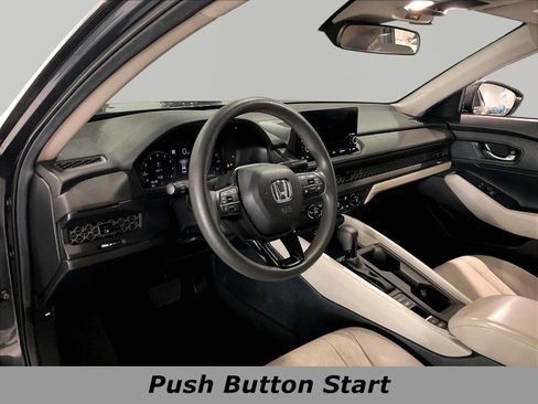 Certified 2025 Honda Accord LX image 17
