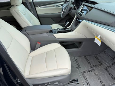 New 2026 Cadillac XT5 Premium Luxury w/ Driver Assist Package FWD image 13