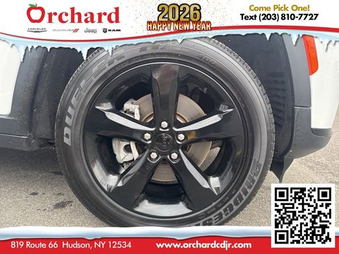 Used 2022 Jeep Grand Cherokee L Laredo image 9