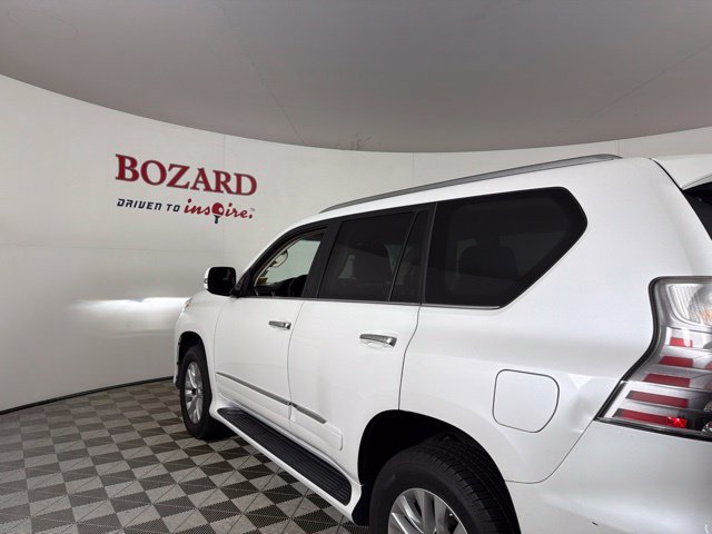 Used 2017 Lexus GX 460 AWD/4WD image 8