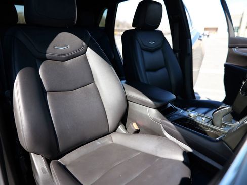 Used 2020 Cadillac XT5 Luxury image 27