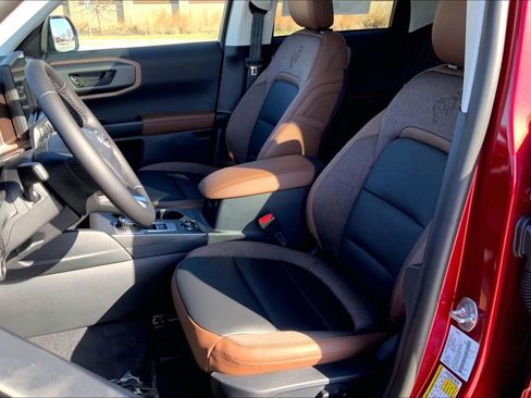 New 2026 Ford Bronco Sport Outer Banks w/ Outer Banks Tech Package+ AWD/4WD image 9