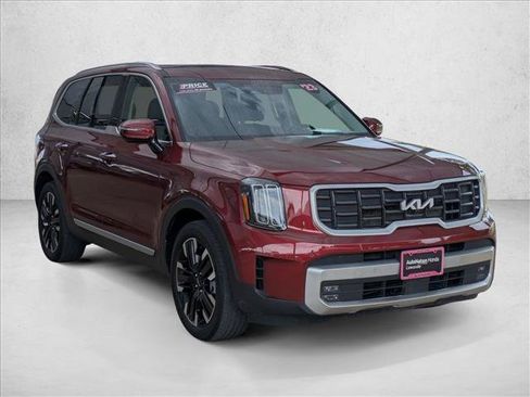 Used 2023 Kia Telluride SX Prestige AWD/4WD image 3