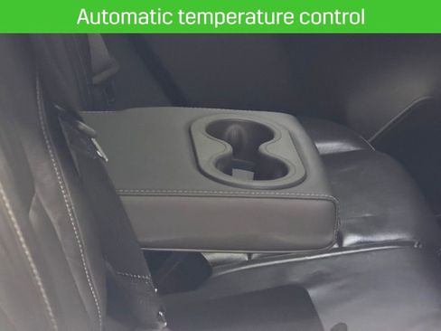 Certified 2019 Cadillac XT4 Premium Luxury w/ Technology Package AWD/4WD image 24