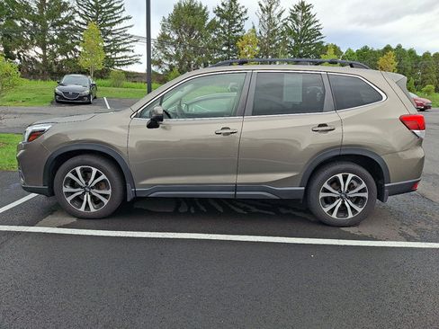 Used 2020 Subaru Forester Limited w/ Popular Package #3 AWD/4WD image 4