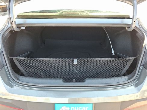 Used 2025 Hyundai Elantra Sport image 28