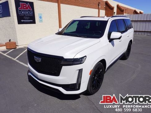 Used 2021 Cadillac Escalade Sport Platinum w/ LPO, ONYX Package image 42