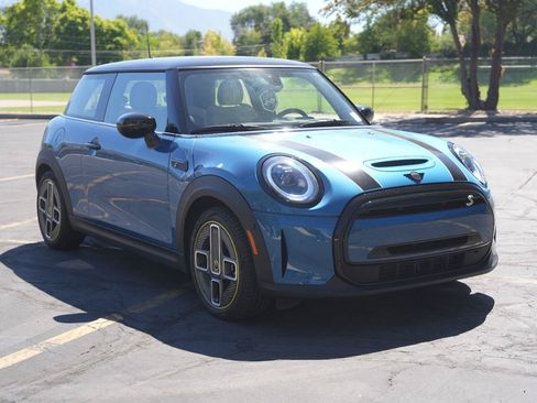 Used 2023 MINI Cooper SE FWD image 7