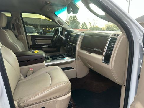Used 2014 RAM 2500 Laramie w/ Convenience Group image 13
