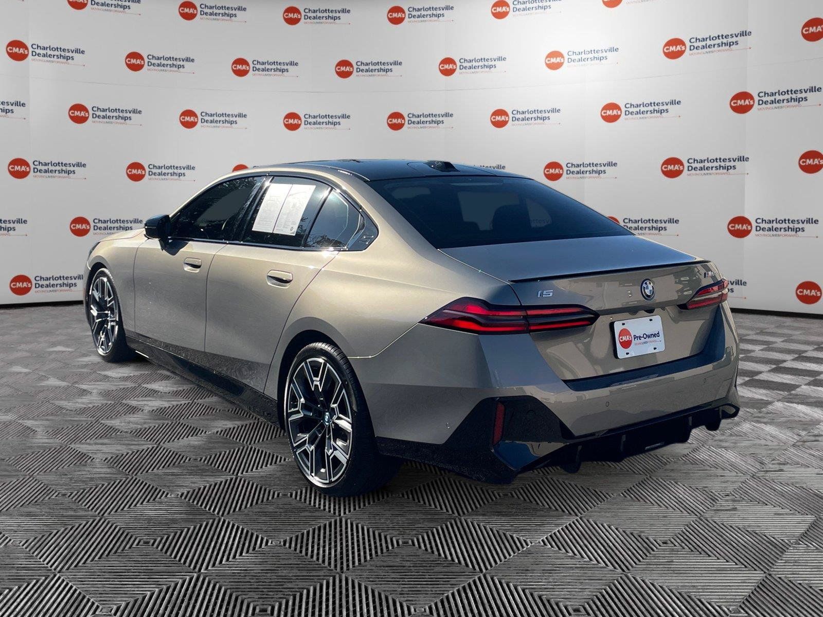 Used 2024 BMW i5 M60 w/ Premium Package AWD/4WD image 3