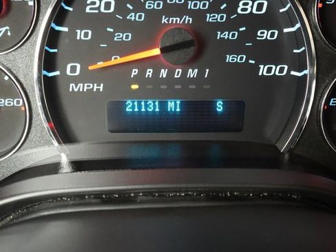 Used 2024 Chevrolet Express 3500 LT w/ LT Preferred Equipment Group image 12