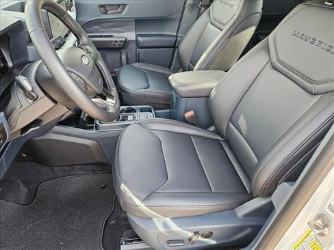 New 2026 Ford Maverick Lariat w/ Black Appearance Package image 4