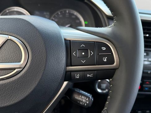 Used 2018 Lexus RX 350 AWD w/ Premium Package image 19