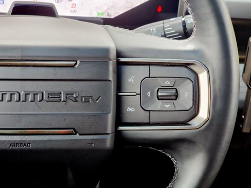 Used 2024 GMC Hummer EV 2X w/ LPO, Illumination Package image 46