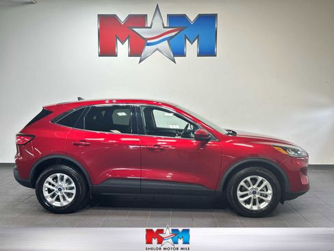 Used 2020 Ford Escape SE AWD/4WD image 1