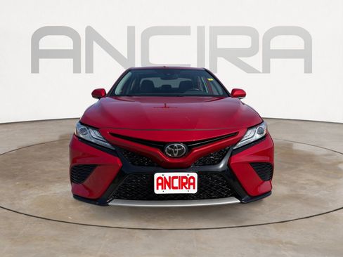Used 2020 Toyota Camry XSE FWD image 5