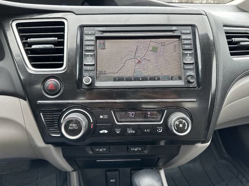 Used 2013 Honda Civic EX-L image 17