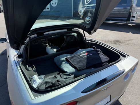 Used 2008 Chevrolet Corvette Coupe image 24