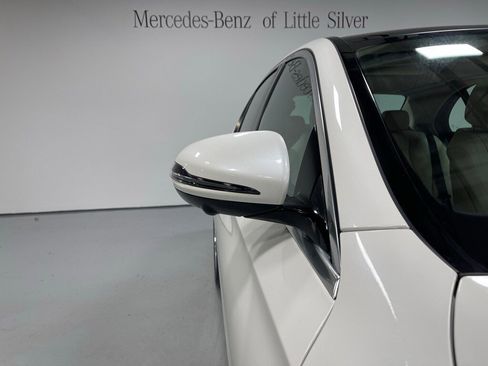 Used 2022 Mercedes-Benz E 350 4MATIC Sedan image 12