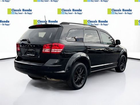 Used 2020 Dodge Journey SE w/ SE Popular Equipment Group FWD image 8
