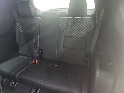 New 2026 GMC Acadia Denali image 5