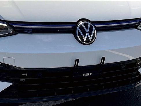 Used 2023 Volkswagen Golf 20th Anniversary Edition AWD/4WD image 32