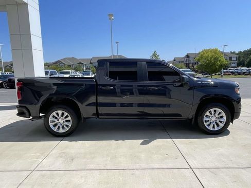Used 2022 Chevrolet Silverado 1500 Custom RWD image 6
