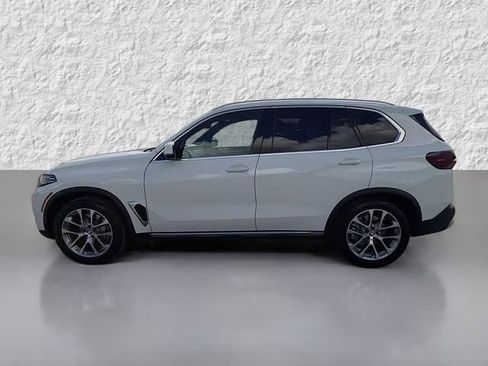 Used 2025 BMW X5 xDrive40i w/ Climate Comfort Package image 6