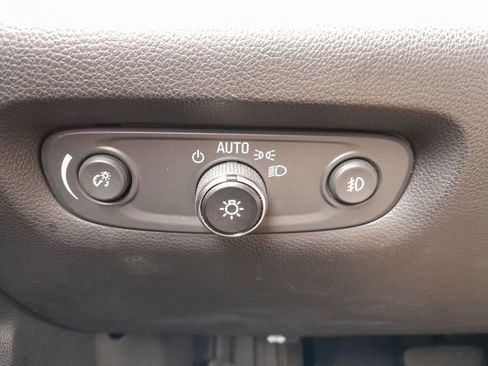 Used 2020 Chevrolet Traverse Premier w/ Redline Edition FWD image 9
