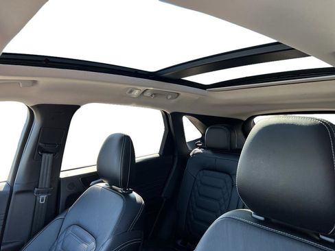 Used 2023 Ford Escape SE w/ PHEV Premium Package image 18