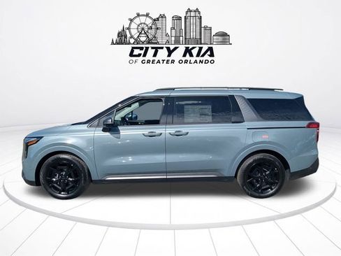 New 2027 Kia Carnival SX FWD image 3