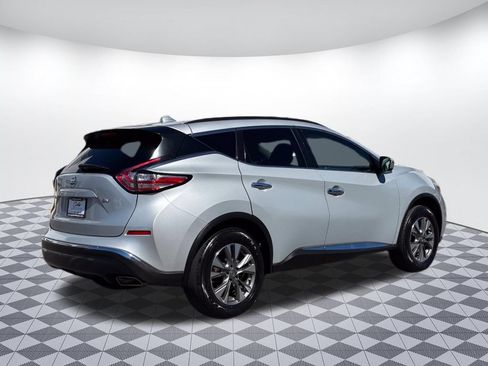 Used 2018 Nissan Murano SV FWD image 7