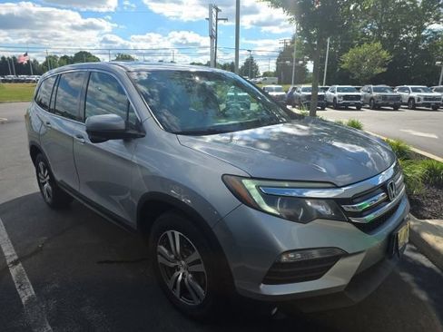 Used 2017 Honda Pilot EX-L image 2